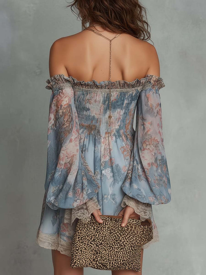 Mini Chiffon Ruchovaná Šaty s Volnými Ramínky a Romantickými Květinami