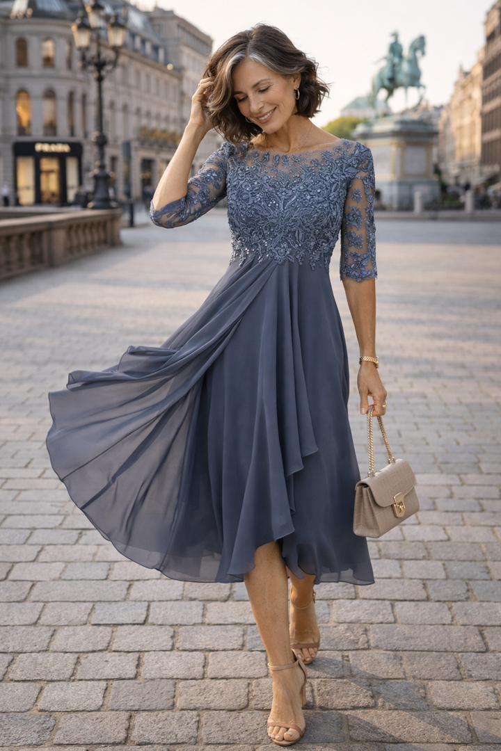 Lea – Elegantní krajková midi šaty