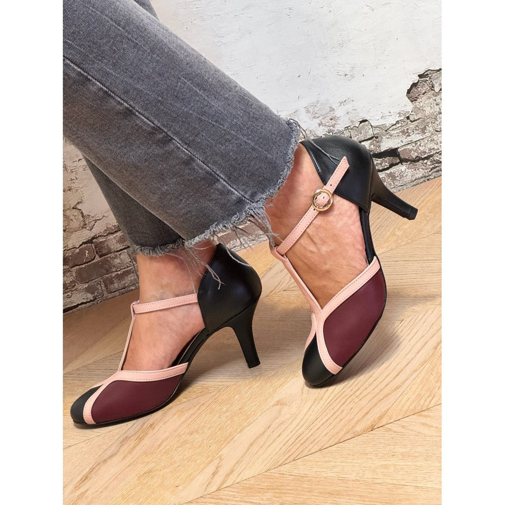 Adelheid – Vintage T-strap vysoké podpatky s nadčasovou elegancí
