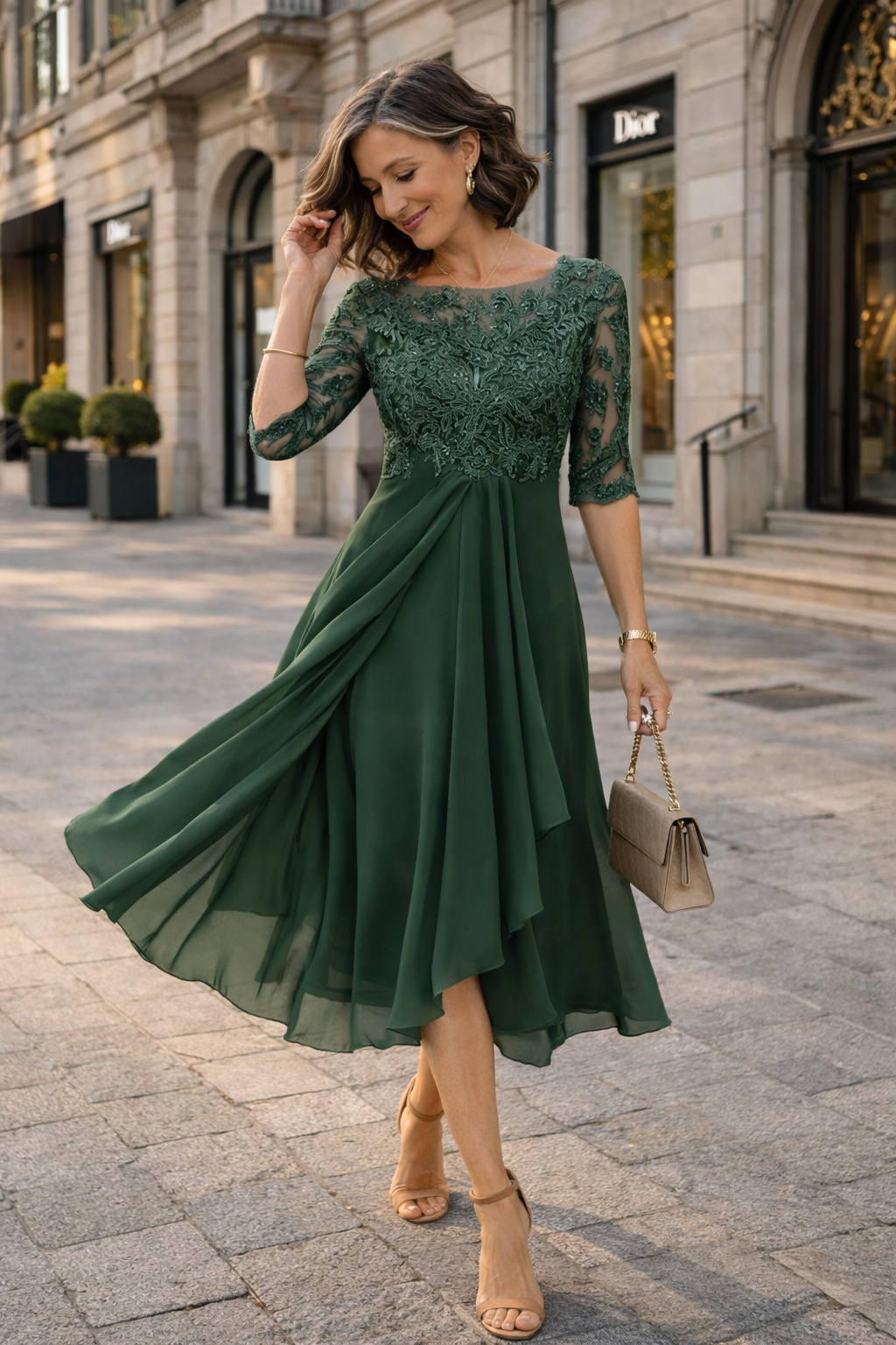 Lea – Elegantní krajková midi šaty
