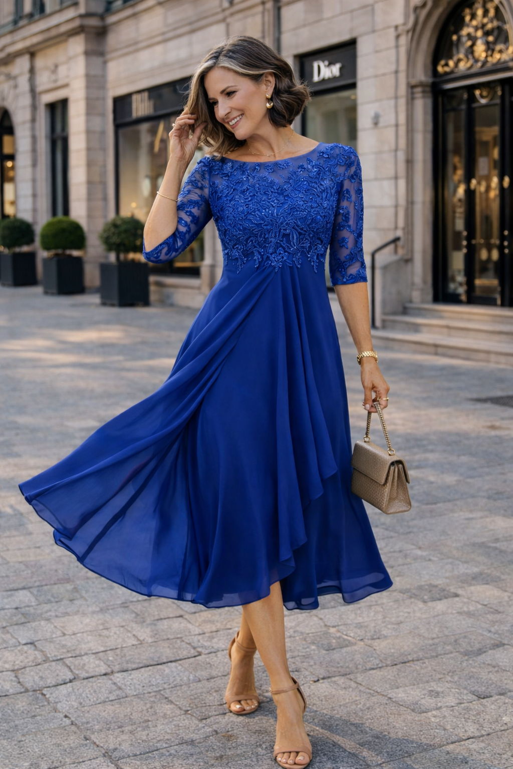 Lea – Elegantní krajková midi šaty