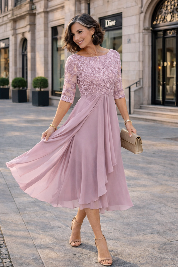 Lea – Elegantní krajková midi šaty