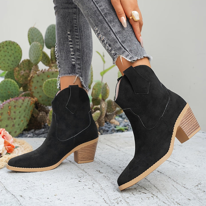 Larissa - Magas sarkú, slip-on kotníková obuv
