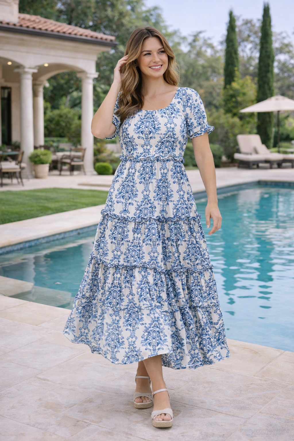 Klara – Chic Boho Maxi Šaty s Límcem