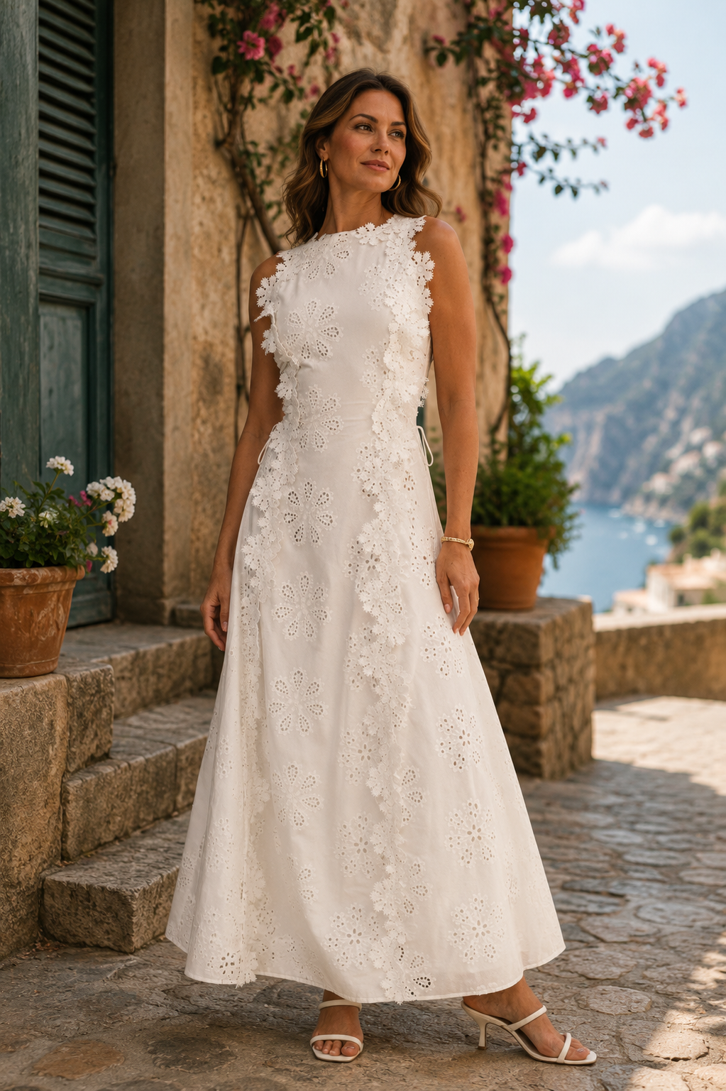 Della | Elegantní Vyšívané Maxi Šaty