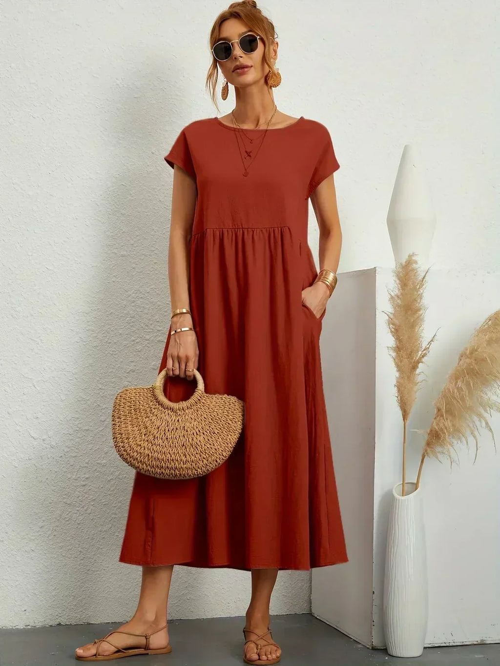 Lana | Midi šaty s elegantním střihem a nadčasovou elegancí