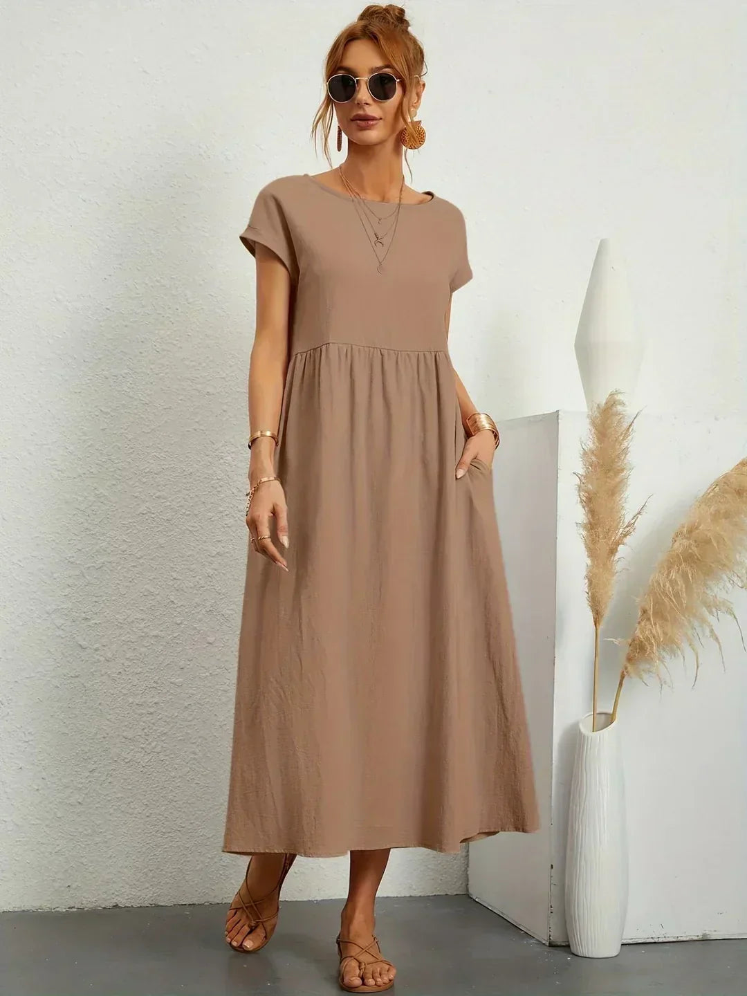 Lana | Midi šaty s elegantním střihem a nadčasovou elegancí