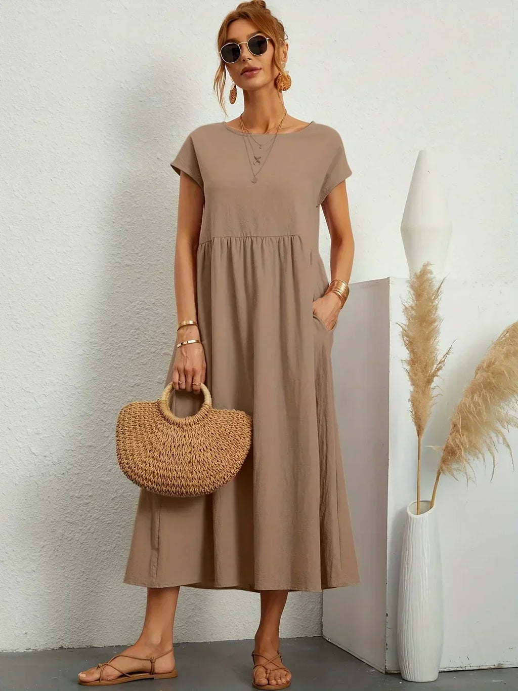 Lana | Midi šaty s elegantním střihem a nadčasovou elegancí