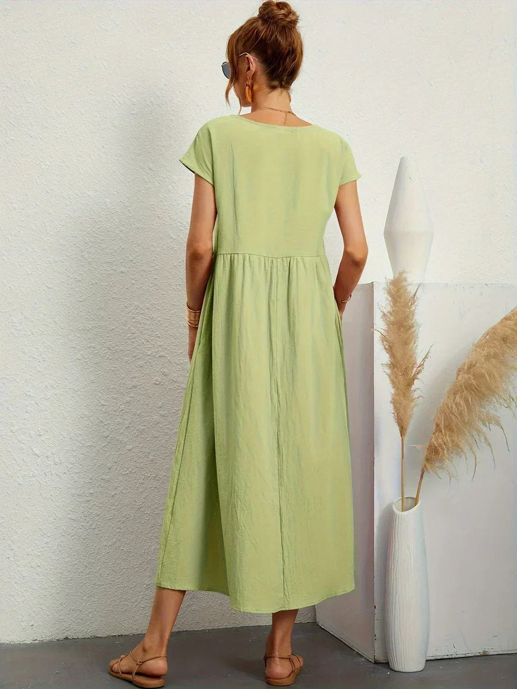 Lana | Midi šaty s elegantním střihem a nadčasovou elegancí