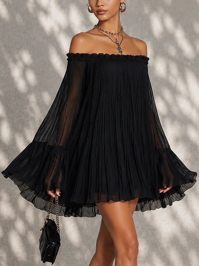Černé Mini Šaty s Kroužkovými Rukávy a Off-shoulder Detaily