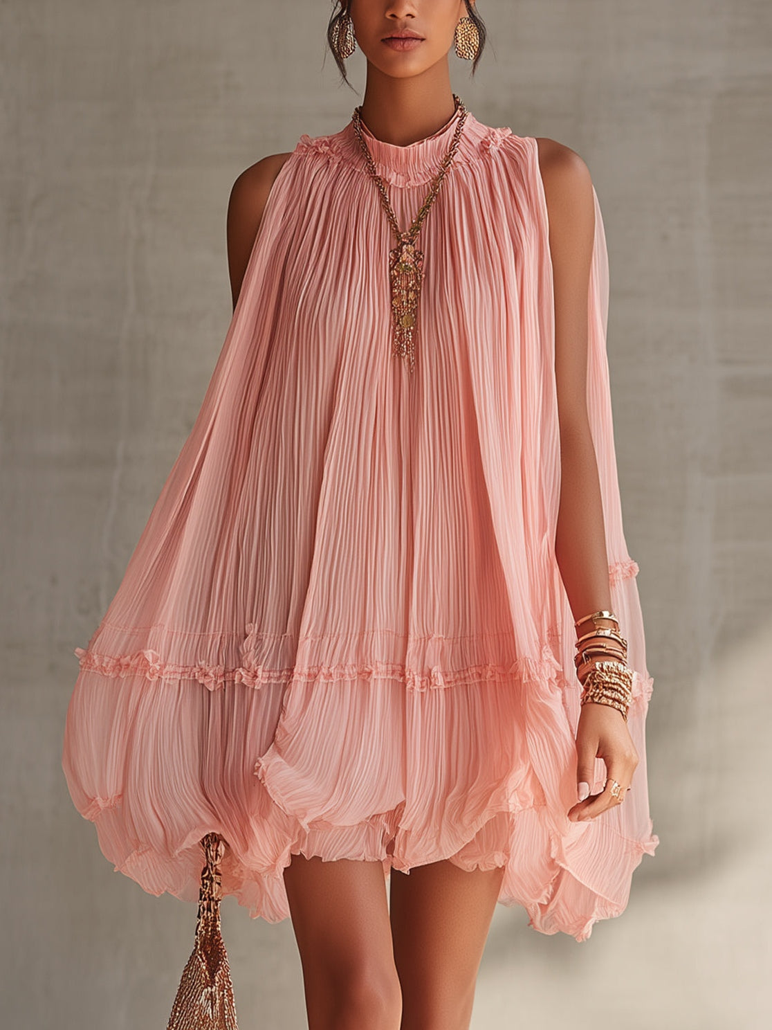 Růžové Pruhované Mini Chiffon Šaty s Halter Výstřihem