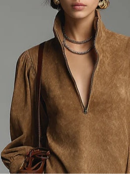 Hnědé Suede Mini Šaty se Zipem a Vysokým Límcem