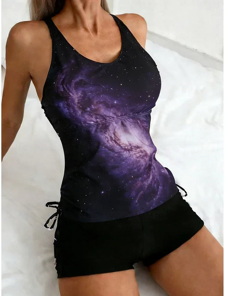 Celeste - Tankini set s motivem souhvězdí, který zakrývá břicho